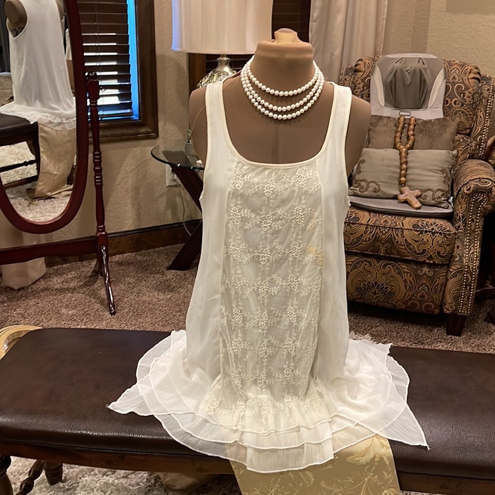 Anthropologie, Size M, Ivory - Picture 3 of 6